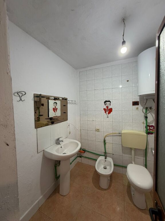 Appartamento 2+1 in affitto vicino alla Pediatria (piano villa)