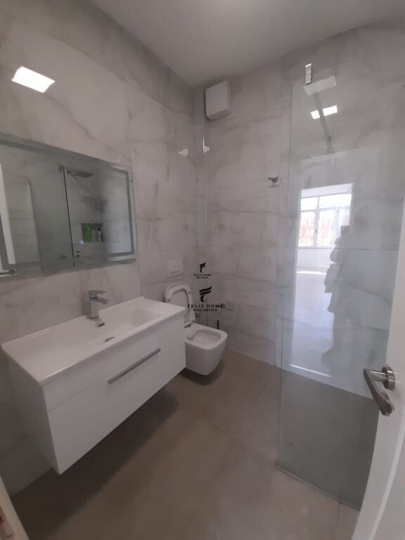 UFFICIO IN AFFITTO 180 M2 PIAZZA WILLSON 2000 EURO FH-85186