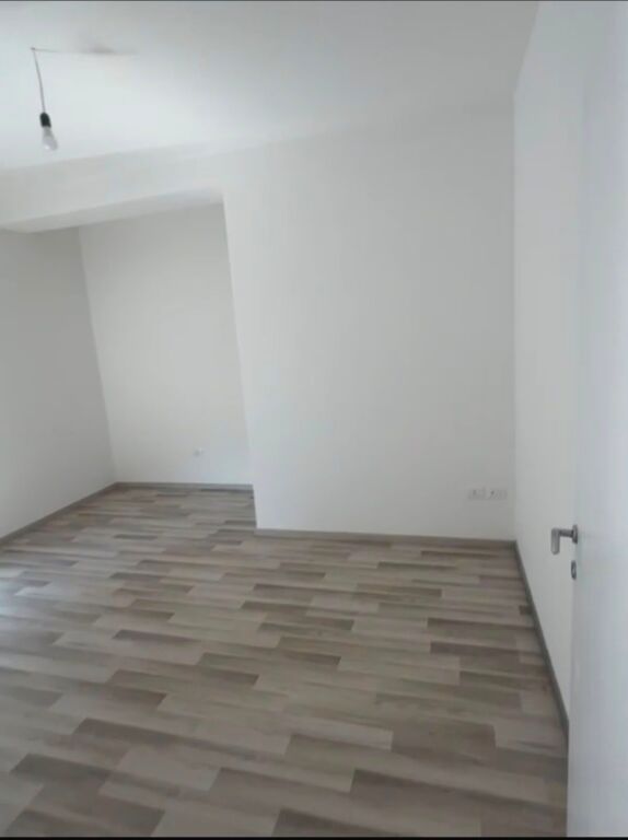 Don Bosko, jepet me qera apartament 1+1 bosh per zyra!