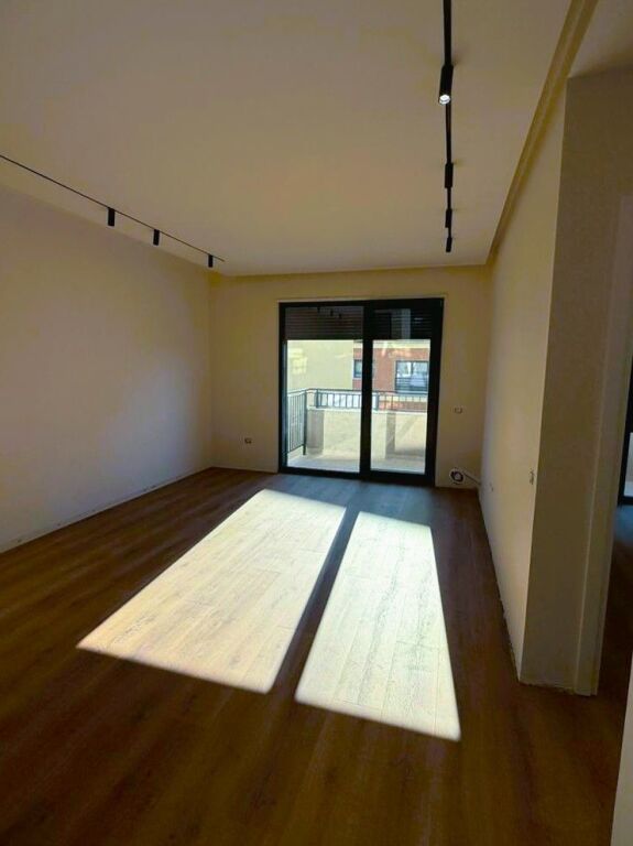 📍 Appartamento 2+1+2 + Posto Auto – Lago Asciutto (al rondò)