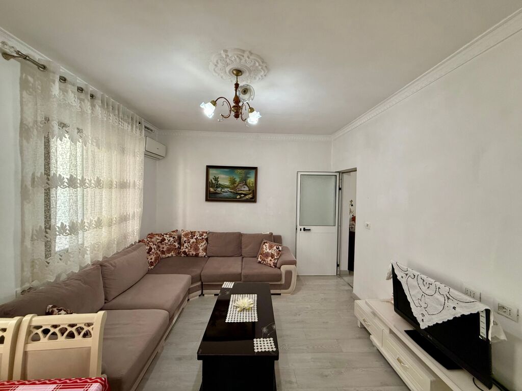 📣 QERA Apartament 2+1 📍 Mbrapa Spitalit Amerikan 2 🛣️ Rruga “Selaudin Zorba” ✨