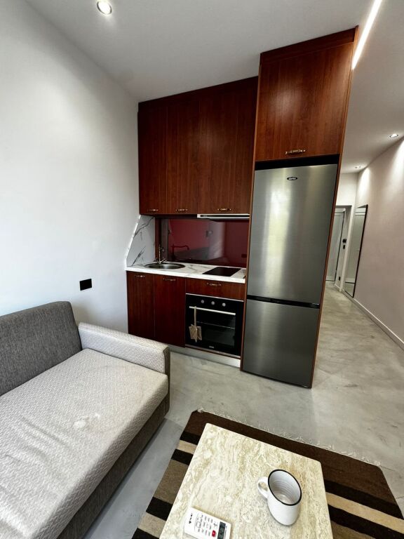 Studio in affitto nel centro di Tirana vicino a Shallvaret   