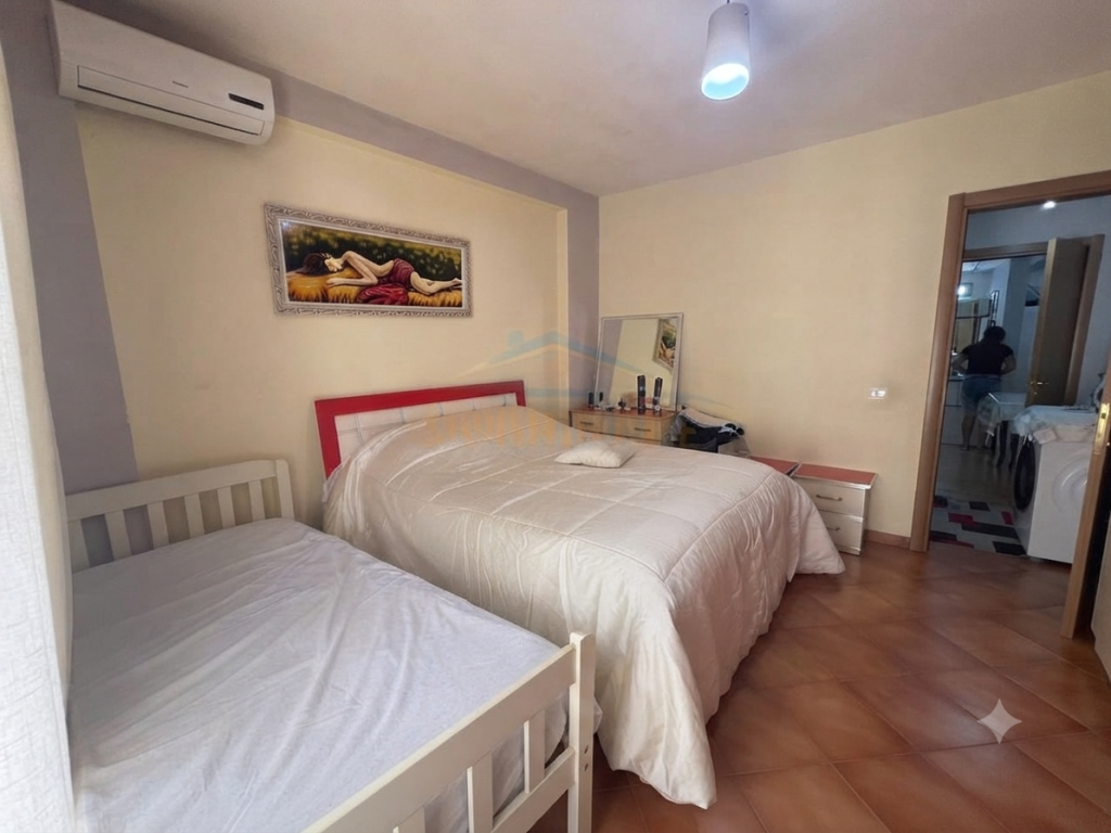Shitet,Apartament 1+1, Misto Mame
