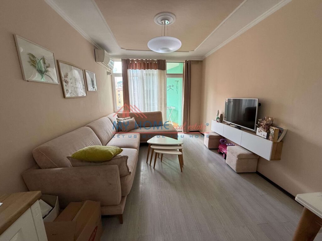 Apartment 2+1 for rent Paris Commune Tirana