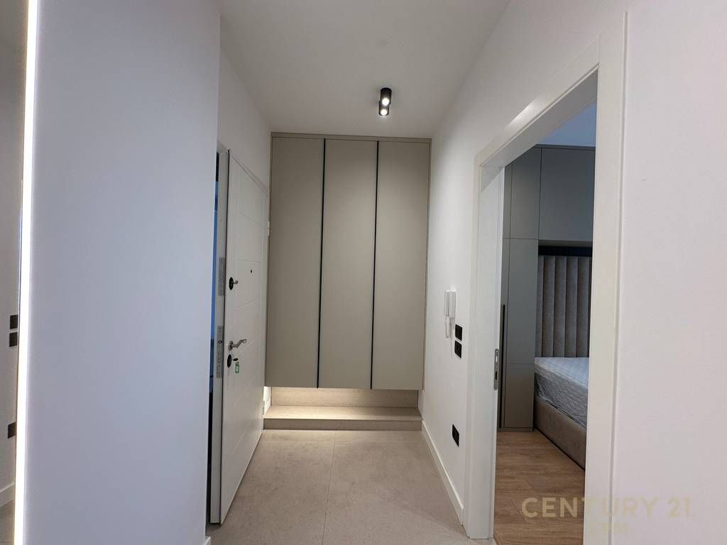 Rent, Luxury Apartment 1+1 with Parking Space | Erli Complex 800 € /Month 80,000 Lek /Month