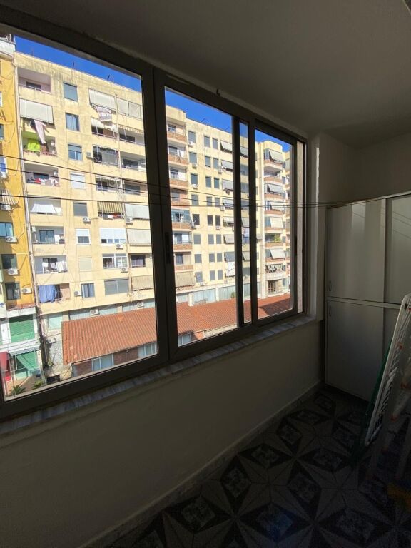 Affittasi Appartamento 2+1+1 con Balcone