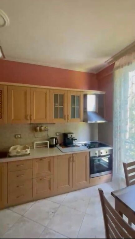 Apartament me qera 1+1 tek Rruga Dritan Hoxha