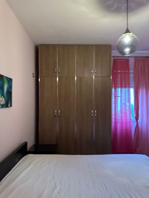 For rent 2+1+2 Astir near Oslo Bar 550 thousand lek