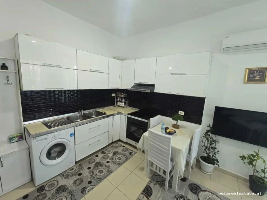 Apartament Per Shitje 1+1 Ne Bllok (ID B111152) Tirane.