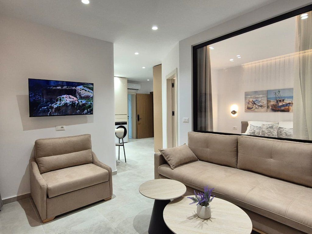 💥 occasione Hotel o 5 APPARTAMENTI + 5 POSTI AUTO 840.000 € 📍 Saranda
