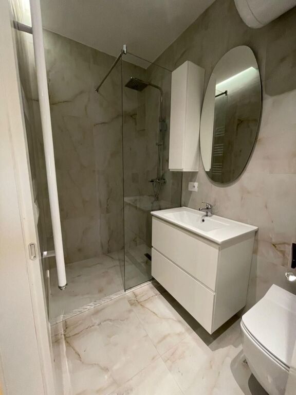 JEPET ME QIRA APARTAMENT 2+1 – ALI DEM