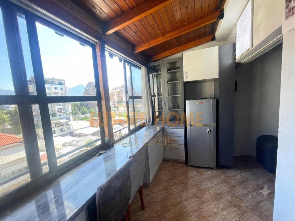 In vendita, Appartamento 2+1, Via Dritan Hoxha, Tirana.
