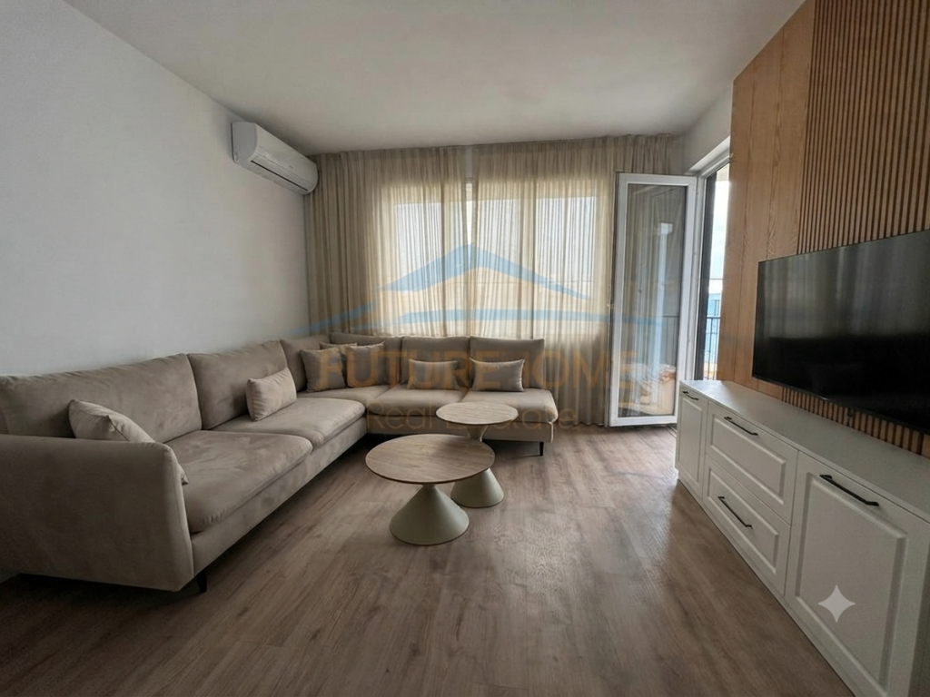 Qera, Apartament 2+1, Univers City
