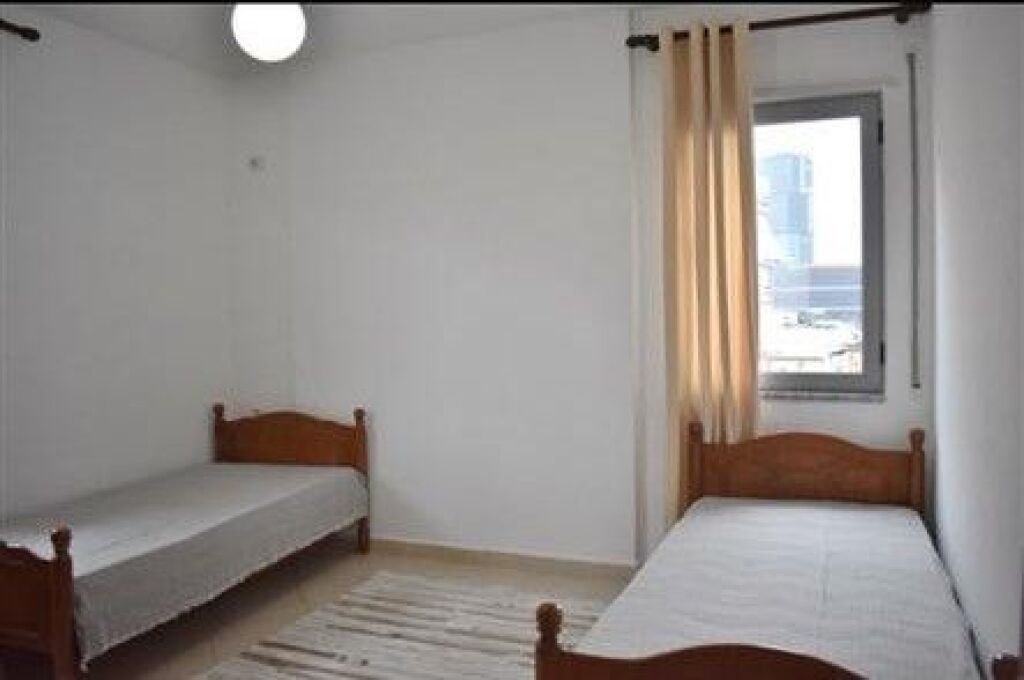 🏢Prosecutor's Office of Tirana, Haxhi Hysen Dalliu Street, apartment 2+1, furnished, for rent. 52,000 Leke