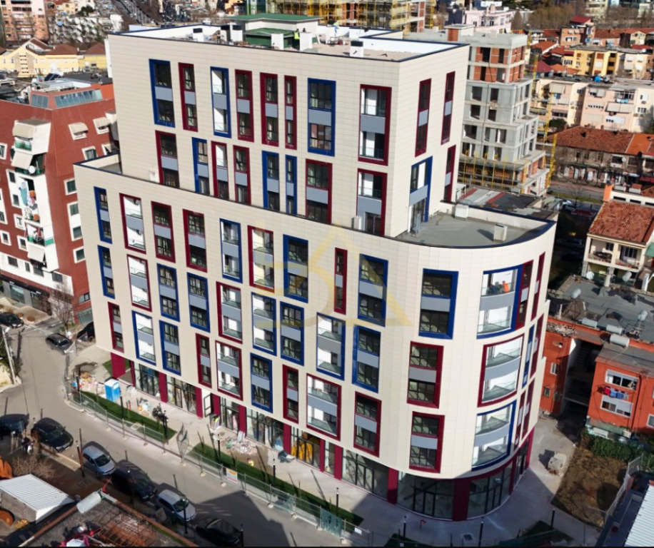 Appartamento 2+1 in Vendita – Ingresso del Comune di Parigi, Tirana