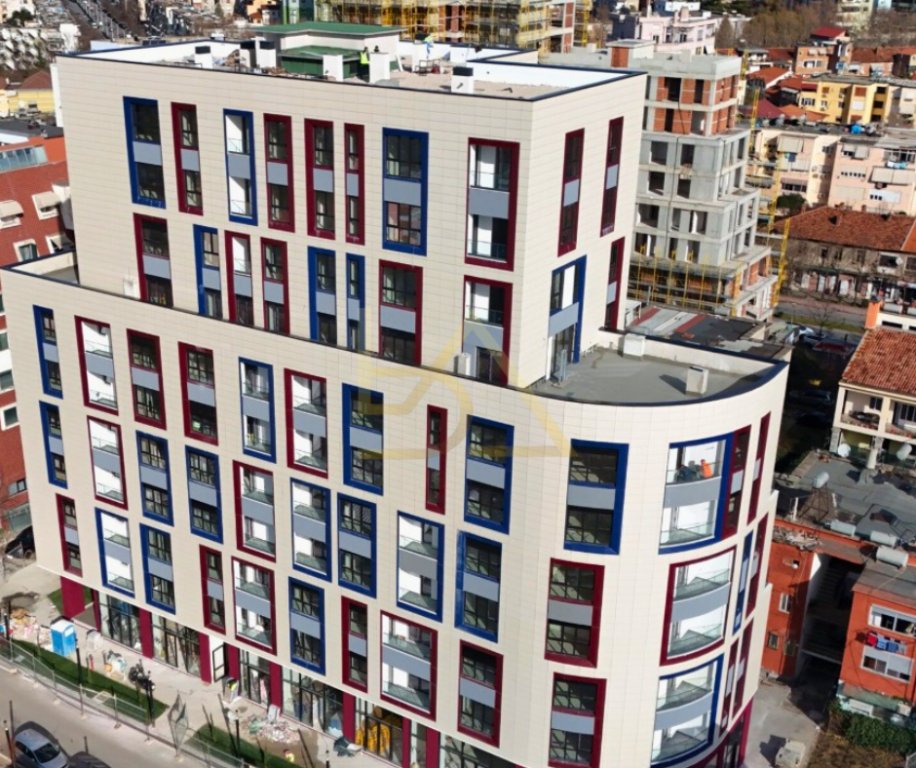 Appartamento 2+1 in Vendita – Ingresso del Comune di Parigi, Tirana