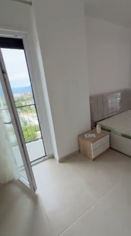 Apartament 1+1 per qera ne Astir Komplekis Jolla'!