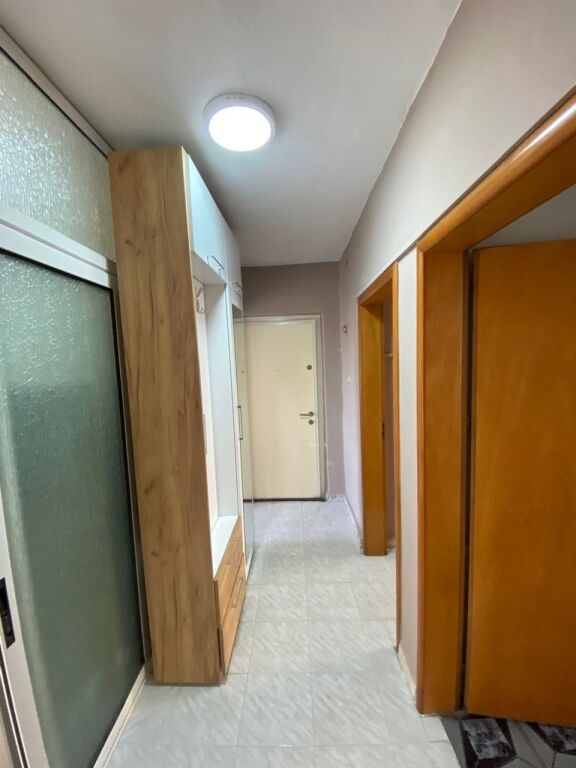 Affittasi Appartamento 2+1+1 con Balcone
