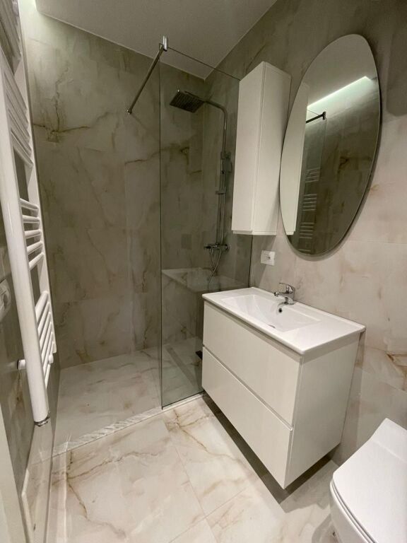 JEPET ME QIRA APARTAMENT 2+1 – ALI DEM
