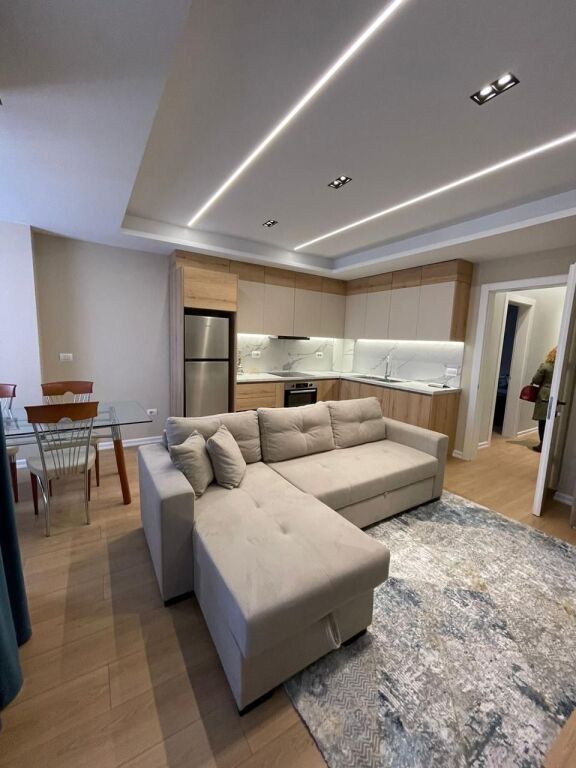 JEPET ME QIRA APARTAMENT 2+1 – ALI DEM