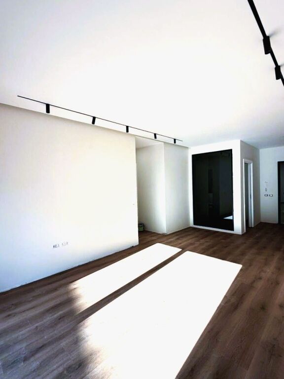 📍 Appartamento 2+1+2 + Posto Auto – Lago Asciutto (al rondò)