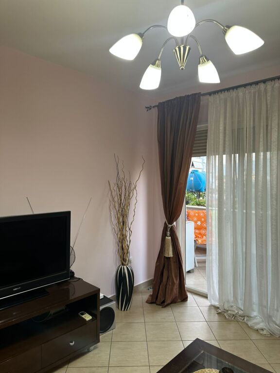 For rent 2+1+2 Astir near Oslo Bar 550 thousand lek