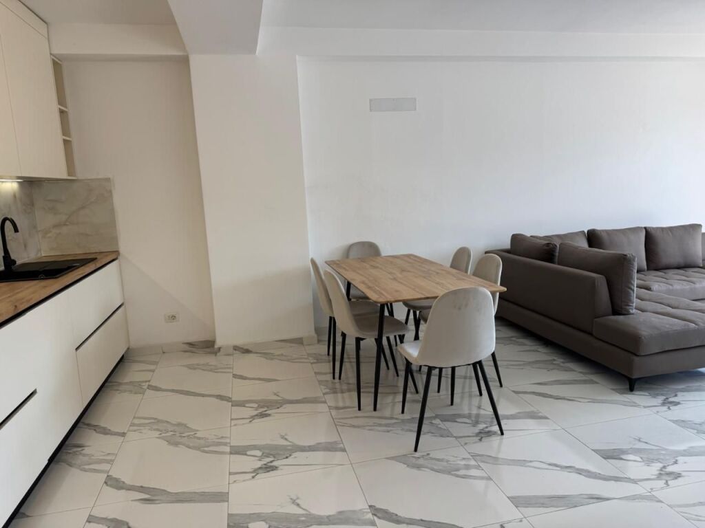 Apartment 2+1 for rent in Kombinat !