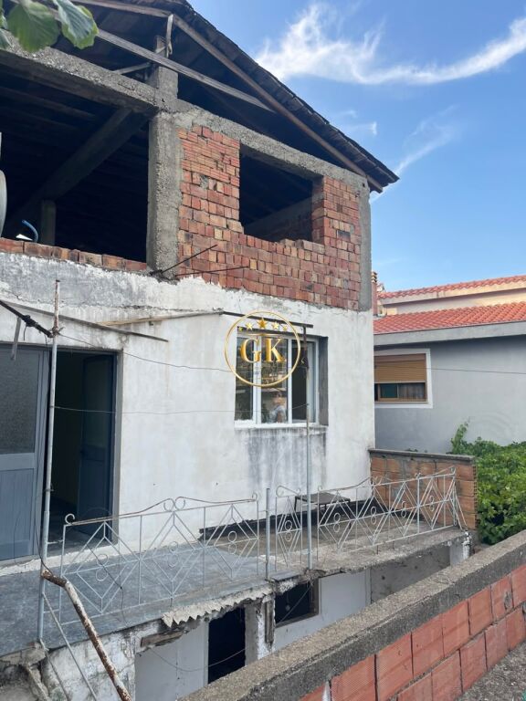 🏡 3-STORY VILLA FOR SALE – ARAPAJ