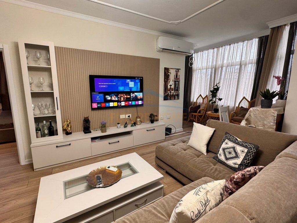 Rent, Apartment 3+1+2, B.Curri Boulevard, Tirana