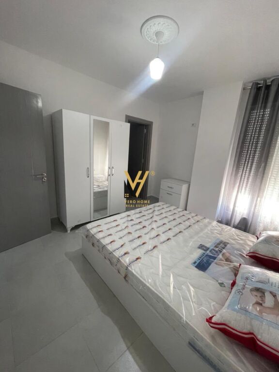 AFFITTASI APPARTAMENTO 2+1+BLK VICINO A 5 MAJI 60.000 LEKE