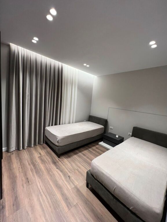 Apartament 2+1 me qira tek Fusha e Aviacionit