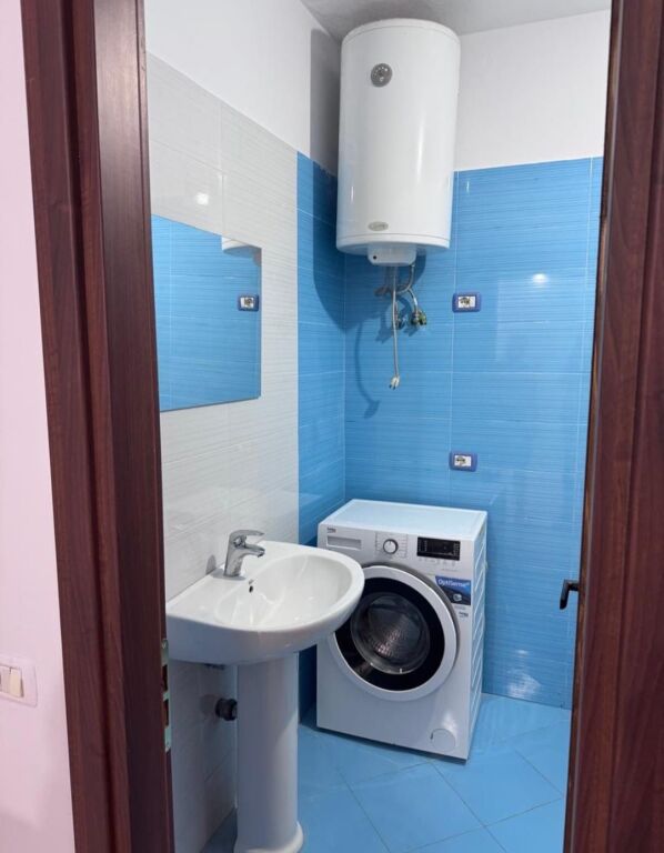 Apartment 2+1 for rent in Yzberisht !