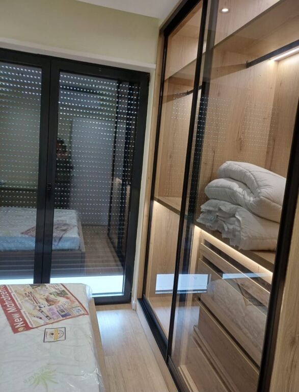 Jepet Me Qera Apartament 1+1+1 Post Parkimi + 1 Ballkon