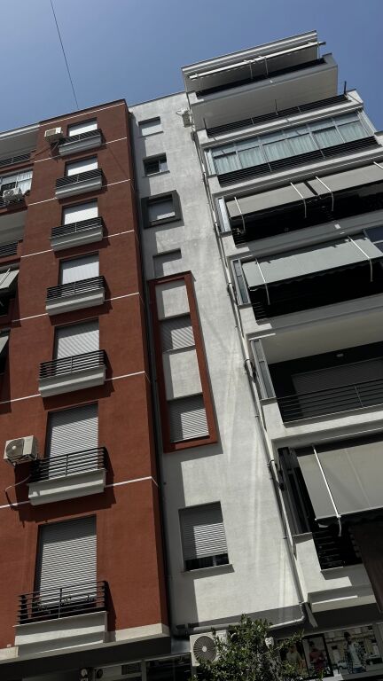 🏡 Apartament 2+1 për Shitje – Kompleksi Larti, Korçë