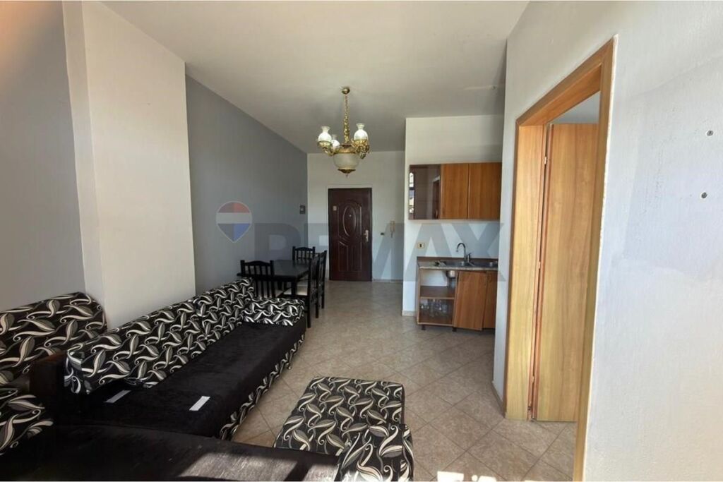Shitet Apartament 1+1 - Misto Mame, Pallatet Çabej