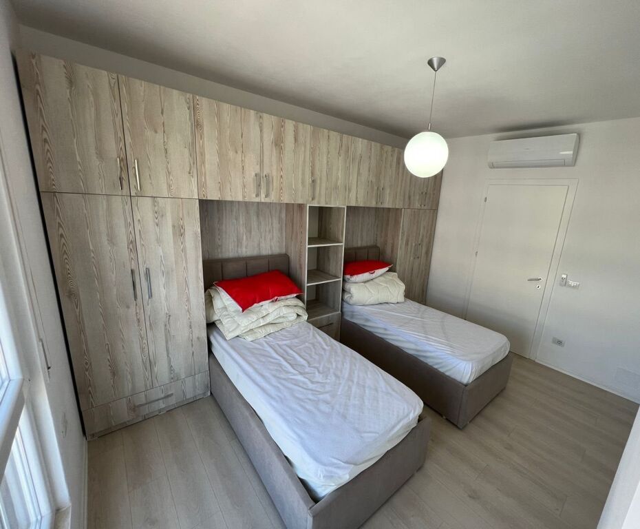 Appartamento 2+1 in Affitto – Via 5 Maji, Tirana