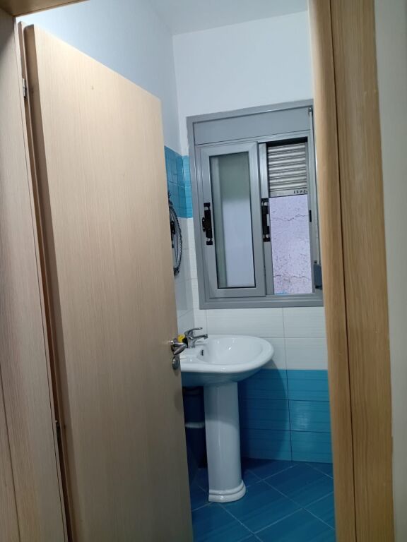 Apartament me qera
