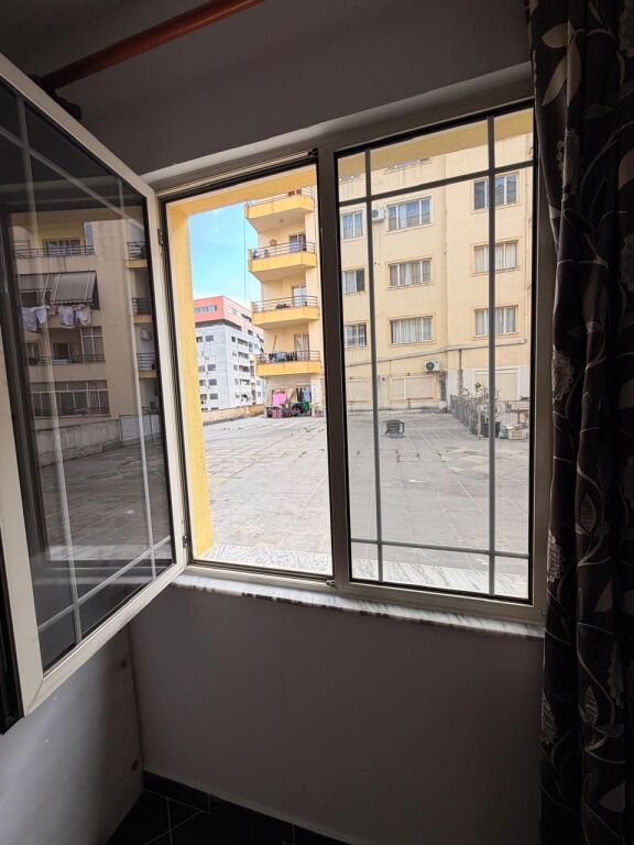 For rent Apartment 3+1+2 + veranda Villa L AStir