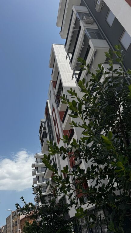 🏡 Apartament 2+1 për Shitje – Kompleksi Larti, Korçë
