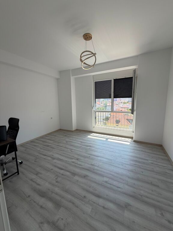For rent 2+1, partially furnished, aviation field, 600 euros