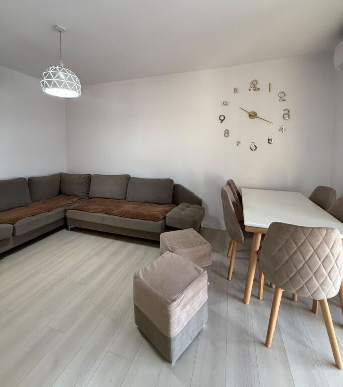 Appartamento 2+1 in Affitto – Via 5 Maji, Tirana