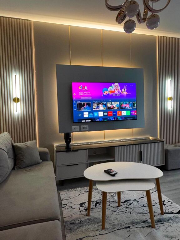 Jepet Me Qera Apartament 2+1+2 Tualete + 1 Ballkon