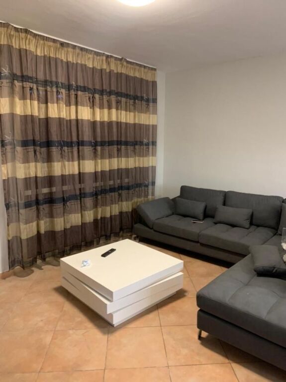 Tirane, jap me qera apartament 2+1+A+BLK Kati 3, 119 m²