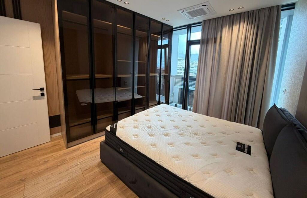 SHITET APARTAMENT 1+1 + POST PARKIMI – Lake View Residence