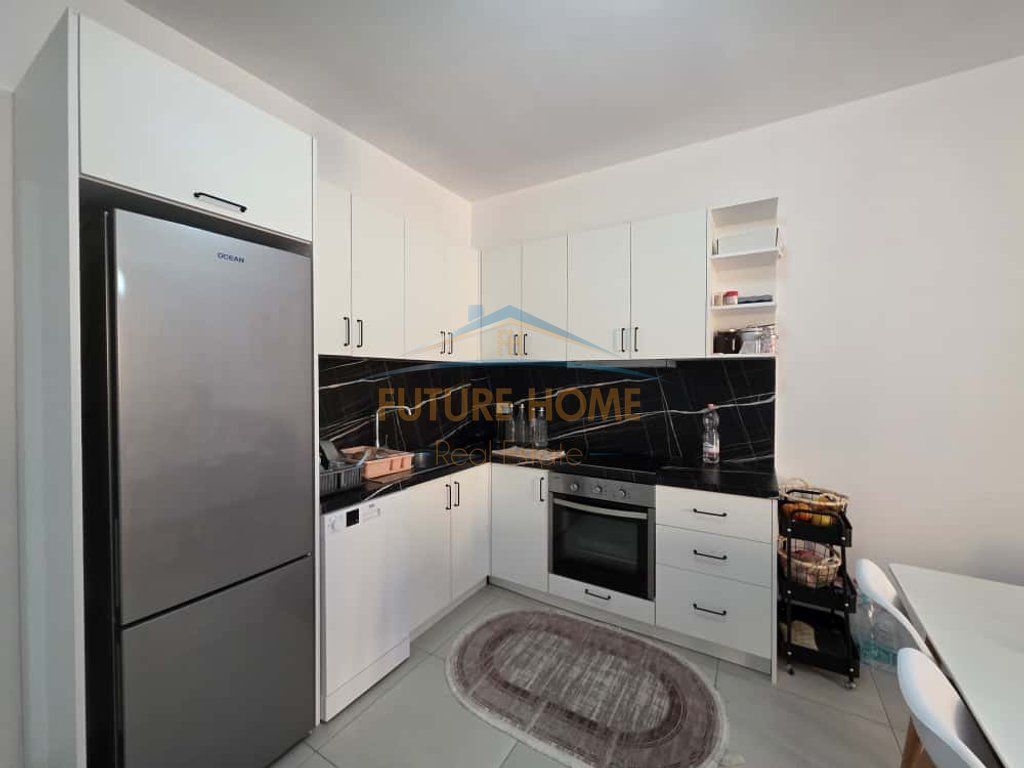 Qera,Apartament 2+1+post parkimi tek Kompleksi ASL!
