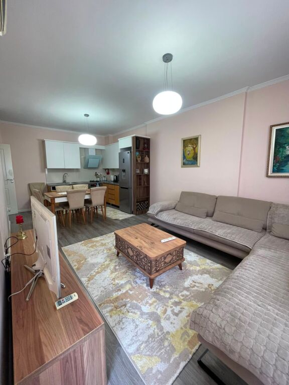 Jepet me Qira Apartament 2+1 në Astir – Kompleksi Vila L