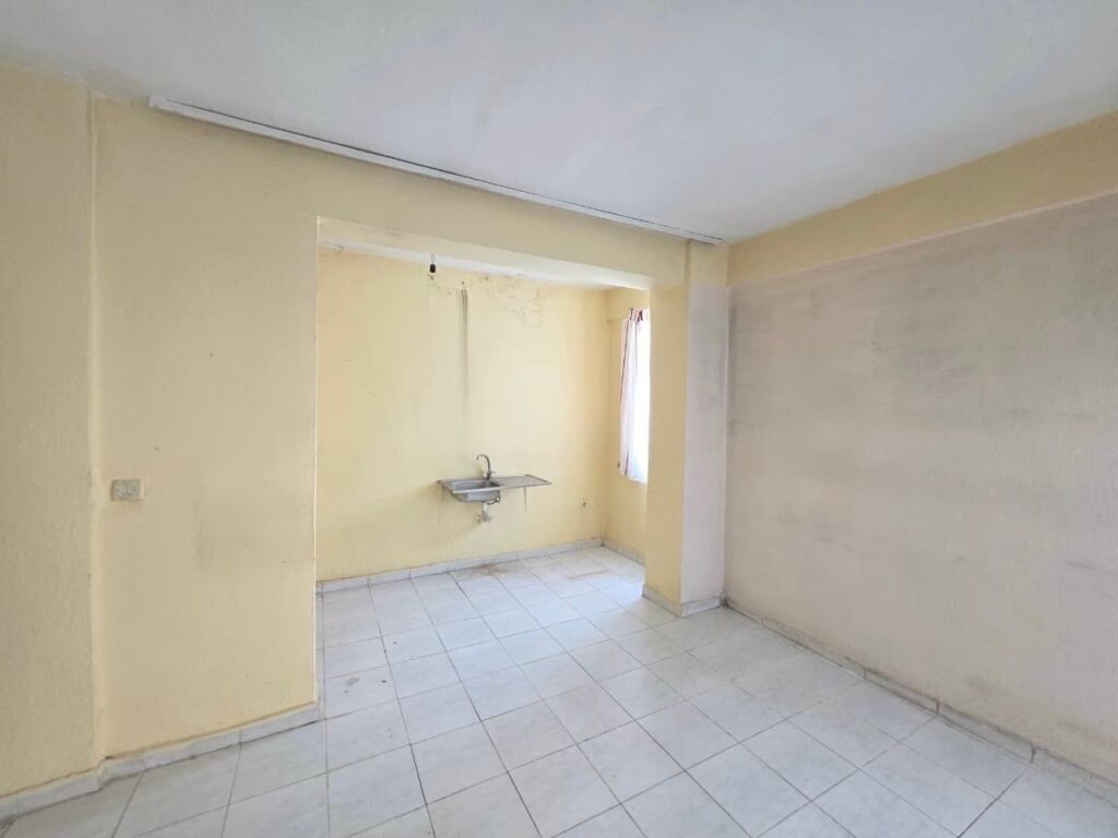 🏡 Studio Apartment for Sale – Neighborhood 15, Korçë