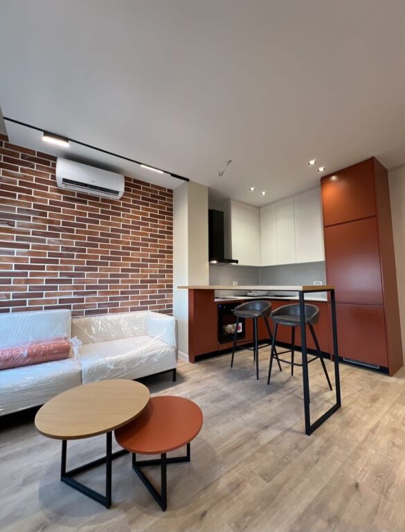 Jepet Me Qera Apartament 1+1+1 Post Parkimi + 1 Ballkon