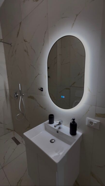 Jepet me qira super apartament 1+1 ne Sauk