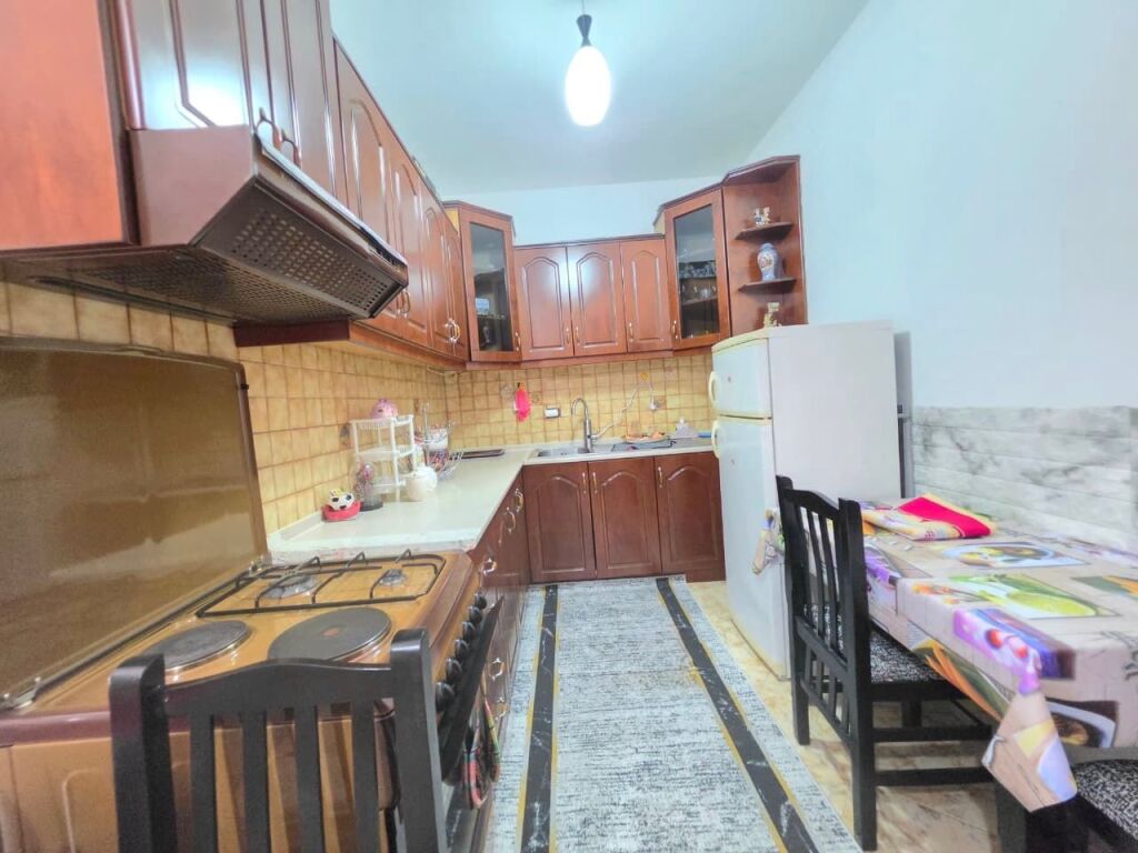 🏡 Apartment 2+1 for Rent – Former Municipality, Korçë